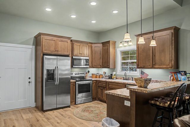 1505 Dark Hollow Rd, Lafayette, TN 37083