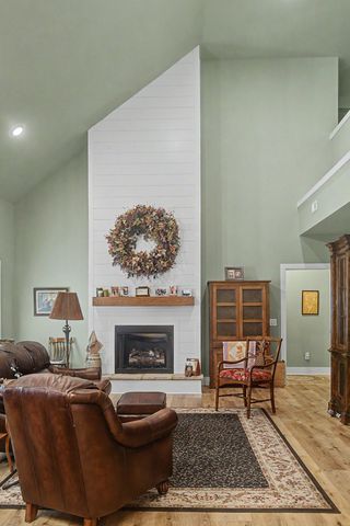 1505 Dark Hollow Rd, Lafayette, TN 37083