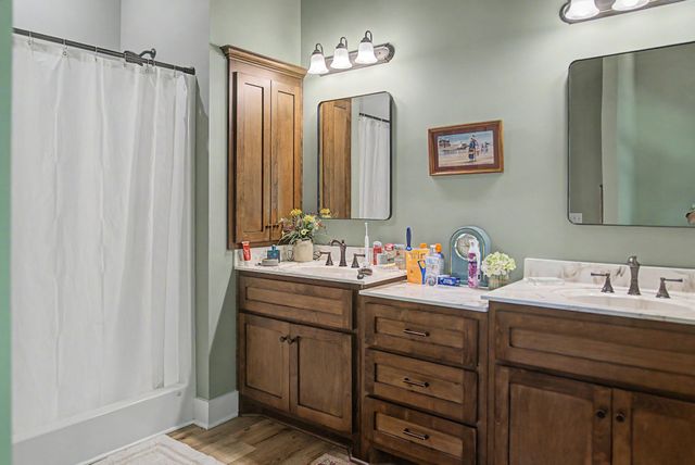 1505 Dark Hollow Rd, Lafayette, TN 37083