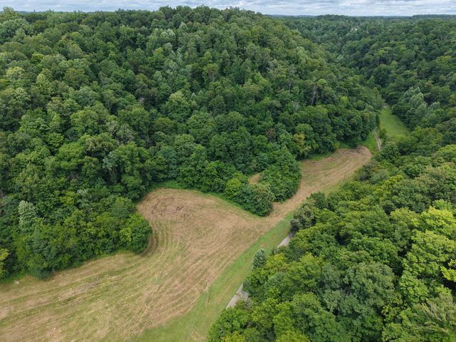 1505 Dark Hollow Rd, Lafayette, TN 37083