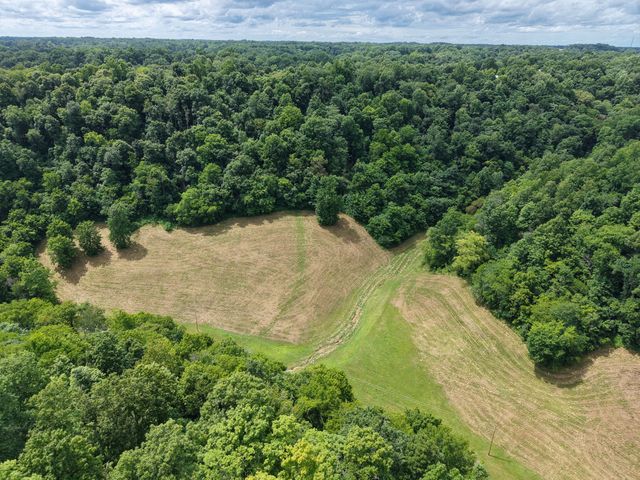 1505 Dark Hollow Rd, Lafayette, TN 37083