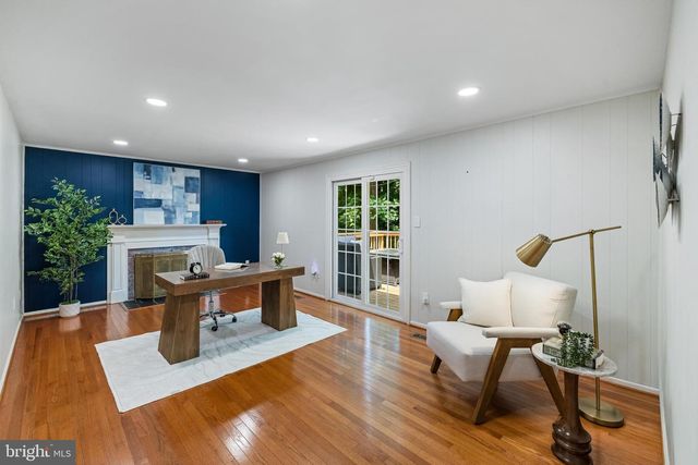 14564 WOODLAND RIDGE DR, Centreville, VA 20121