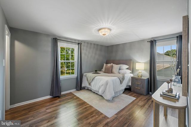 14564 WOODLAND RIDGE DR, Centreville, VA 20121