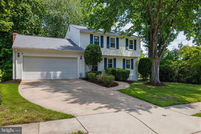 14564 WOODLAND RIDGE DR, Centreville, VA 20121