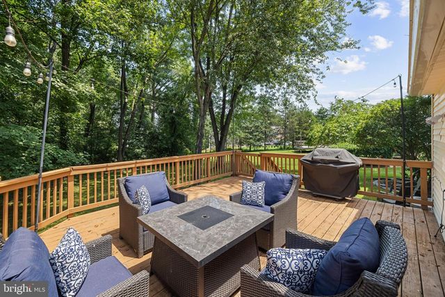 14564 WOODLAND RIDGE DR, Centreville, VA 20121