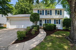 14564 WOODLAND RIDGE DR, Centreville, VA 20121