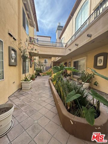 7033 La Tijera Boulevard G101, Los Angeles, CA 90045