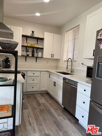 7033 La Tijera Boulevard G101, Los Angeles, CA 90045