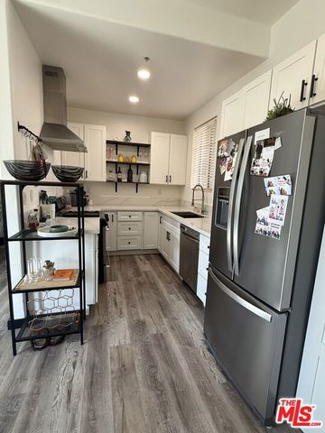 7033 La Tijera Boulevard G101, Los Angeles, CA 90045