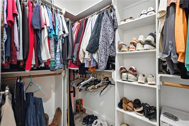 2862 Messenger Way, Bryan, TX 77803