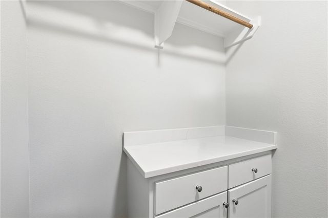 2862 Messenger Way, Bryan, TX 77803