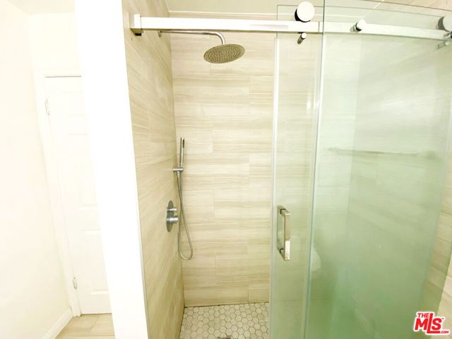 4255 W 5th Street 209, Los Angeles, CA 90020