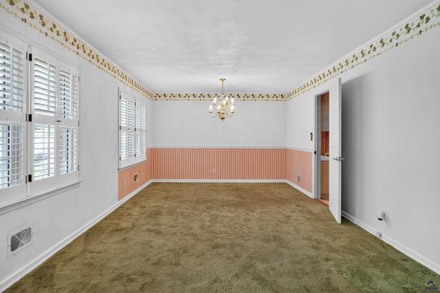 3021 Clairmont Avenue, Macon, GA 31204