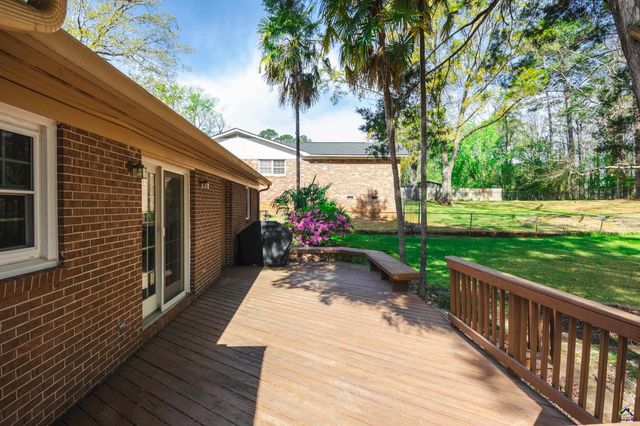 3021 Clairmont Avenue, Macon, GA 31204