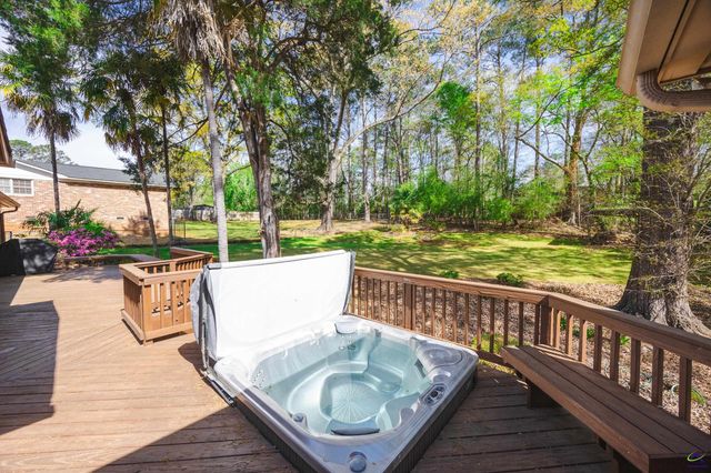 3021 Clairmont Avenue, Macon, GA 31204