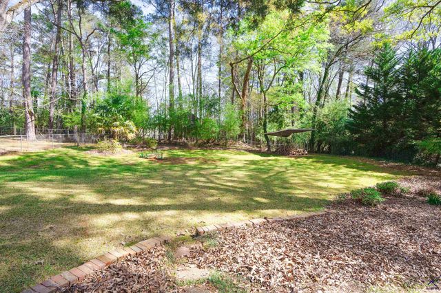 3021 Clairmont Avenue, Macon, GA 31204