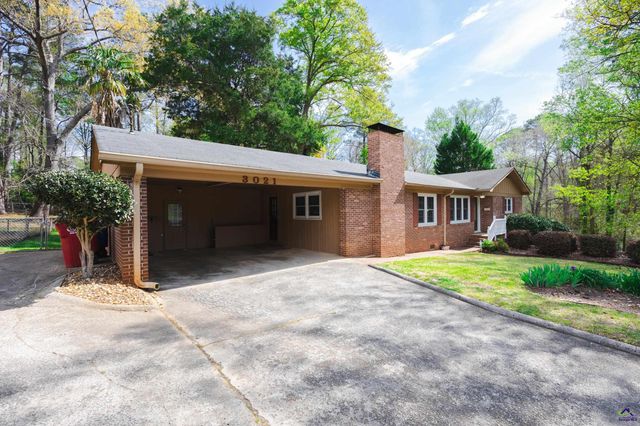 3021 Clairmont Avenue, Macon, GA 31204