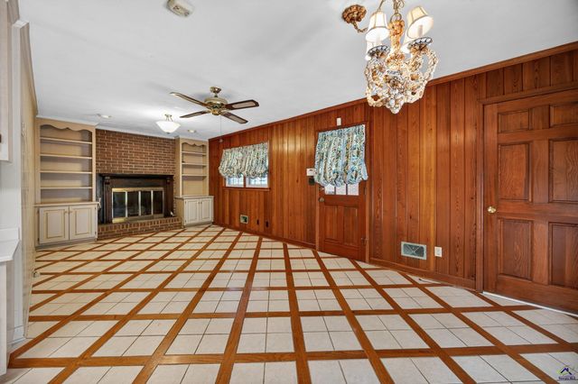 3021 Clairmont Avenue, Macon, GA 31204