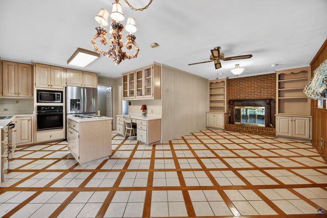 3021 Clairmont Avenue, Macon, GA 31204