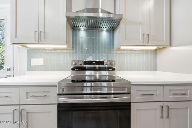 141 NE 39th Street, Oak Island, NC 28465