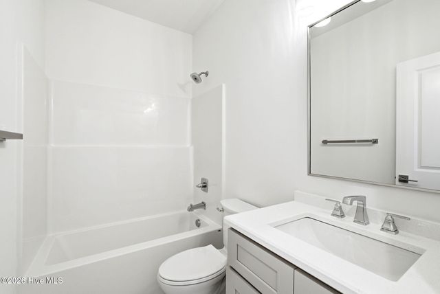 141 NE 39th Street, Oak Island, NC 28465