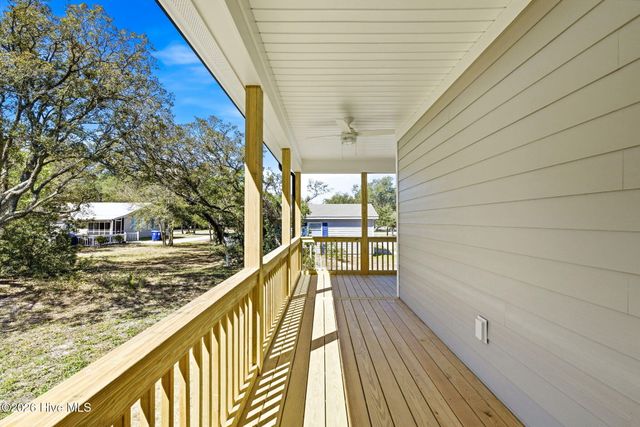 141 NE 39th Street, Oak Island, NC 28465