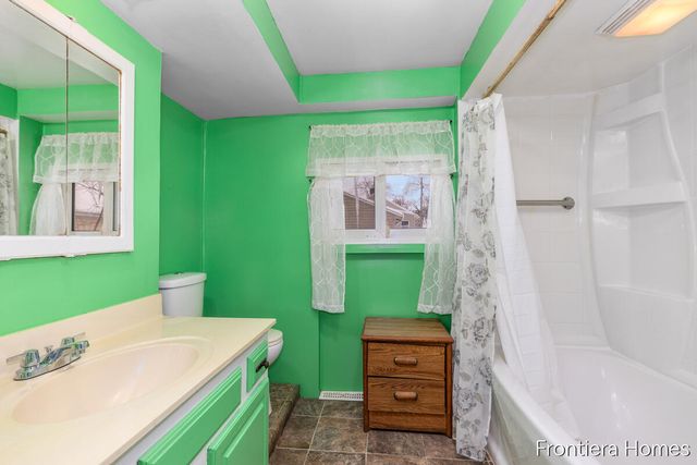 147 Montrose Street Ne, City Of Grand Rapids, MI 49505