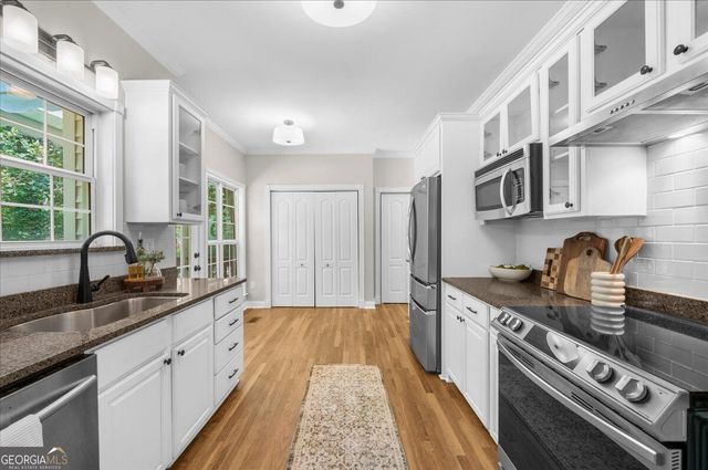 9431 Ponderosa Trail, Gainesville, GA 30506
