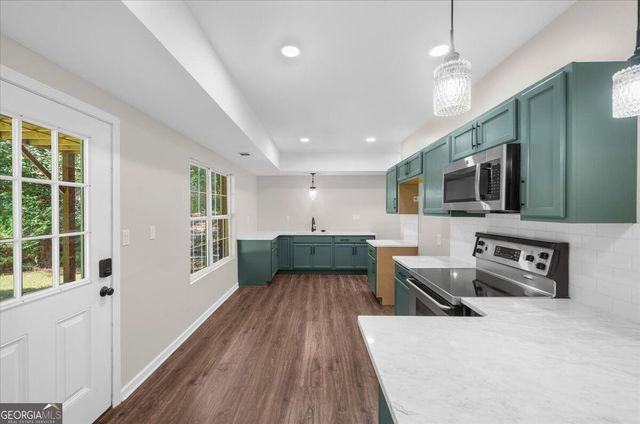 9431 Ponderosa Trail, Gainesville, GA 30506