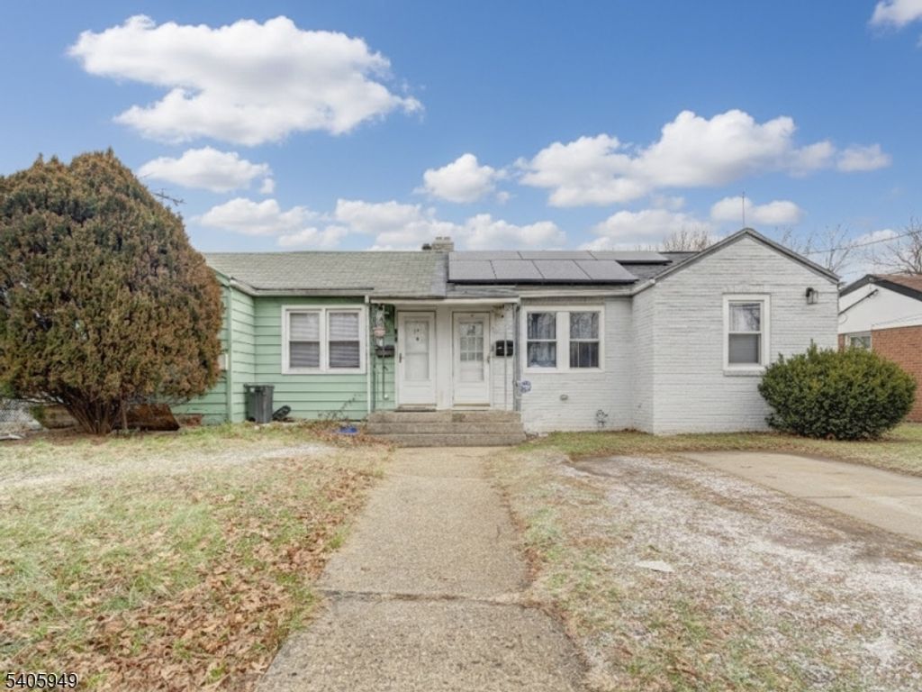 13 Merritt St, Jersey City, NJ 07305