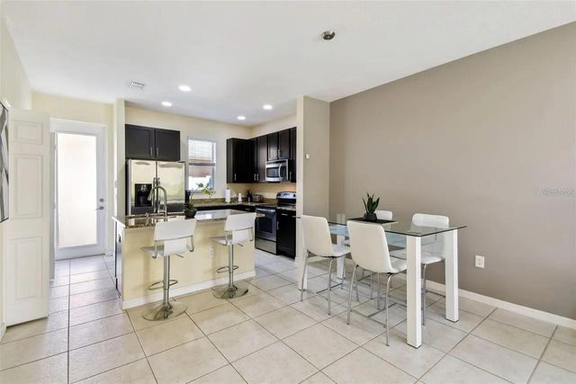 14090 AVENUE OF THE GROVES, Winter Garden, FL 34787