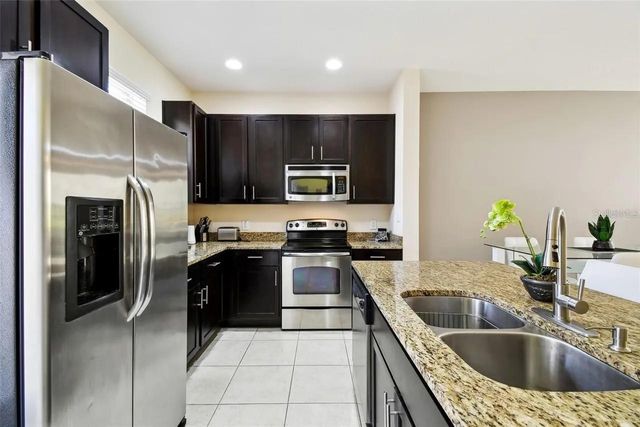 14090 AVENUE OF THE GROVES, Winter Garden, FL 34787