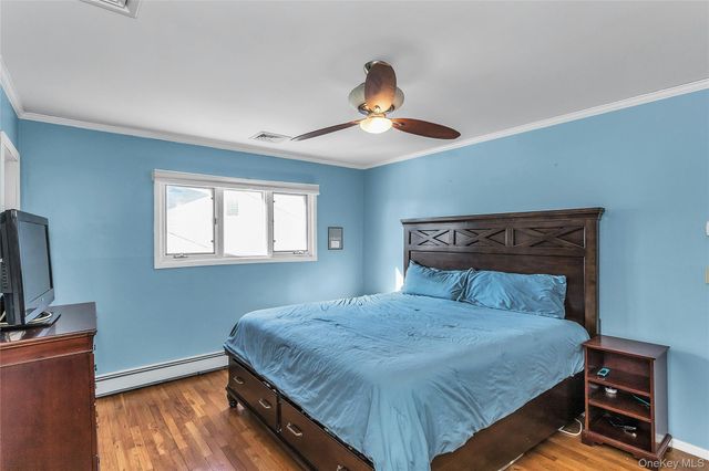 2066 Holland Way, Merrick, NY 11566