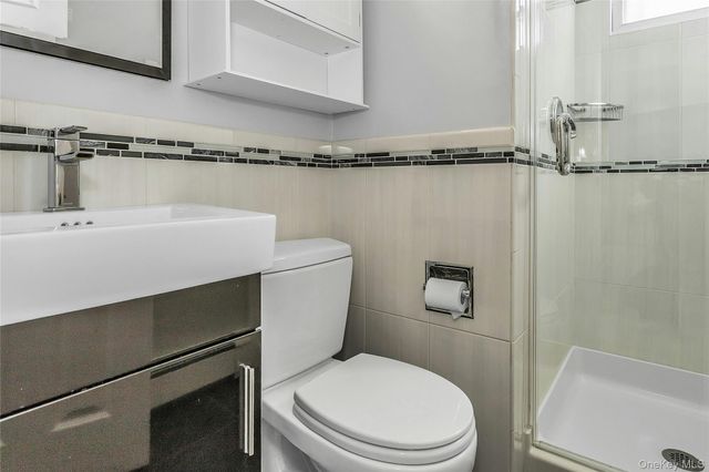 2066 Holland Way, Merrick, NY 11566