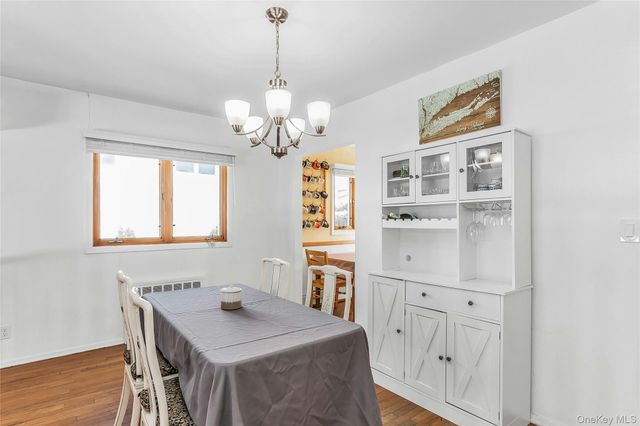 2066 Holland Way, Merrick, NY 11566