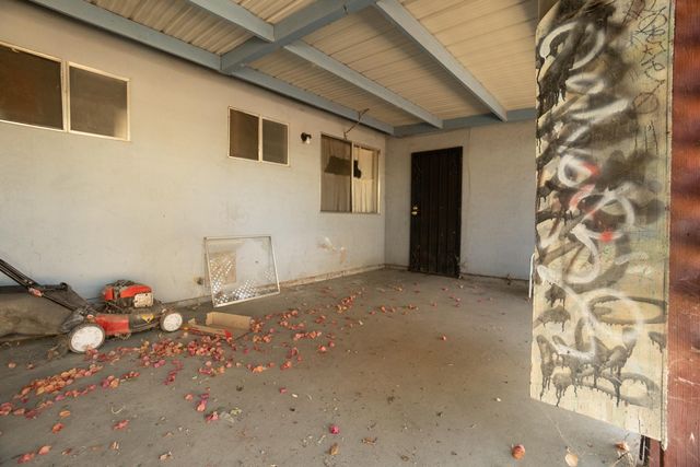 1521 W Juliet Avenue, Tulare, CA 93274