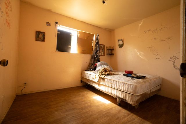 1521 W Juliet Avenue, Tulare, CA 93274