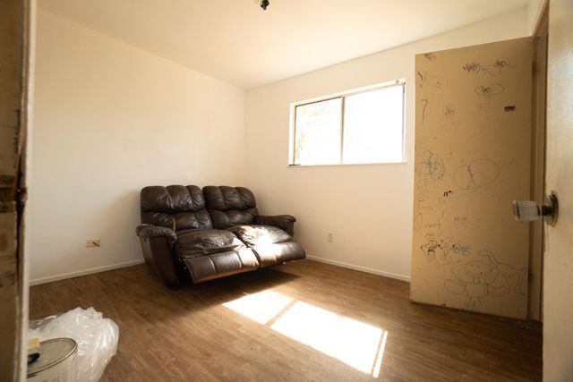 1521 W Juliet Avenue, Tulare, CA 93274