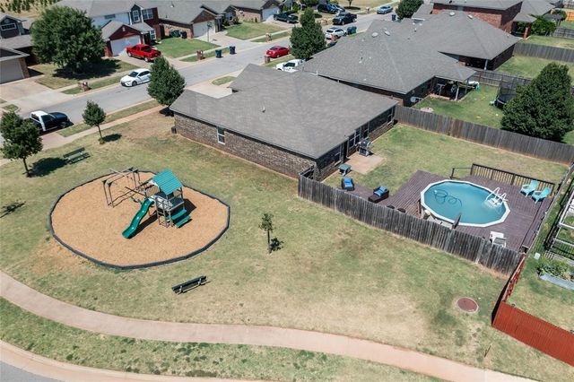 11516 SW 24th Street, Yukon, OK 73099
