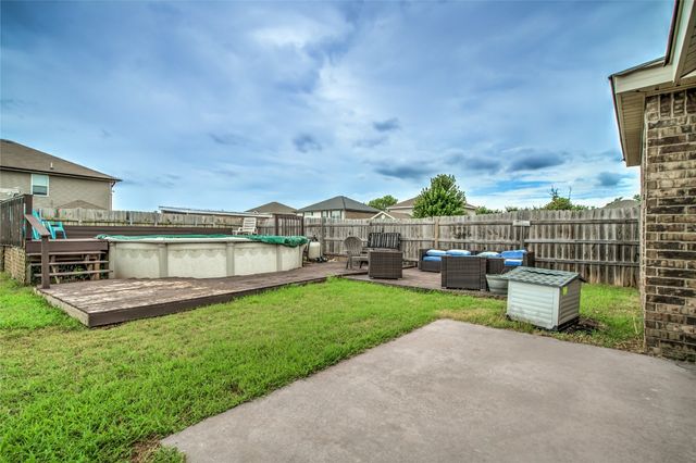11516 SW 24th Street, Yukon, OK 73099