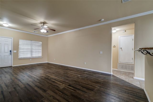 11516 SW 24th Street, Yukon, OK 73099