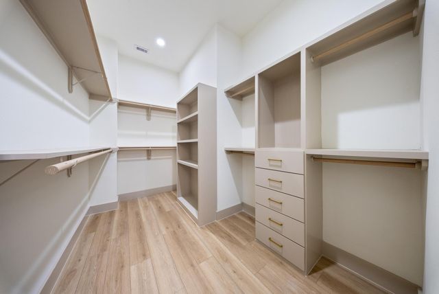 1124 Weiss Street, Houston, TX 77009