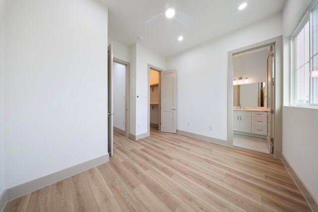 1124 Weiss Street, Houston, TX 77009