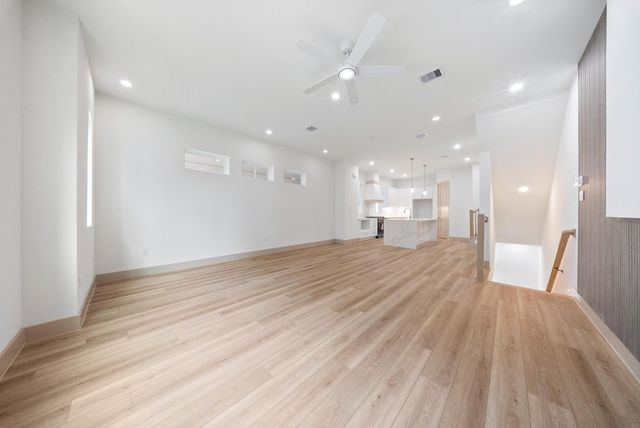 1124 Weiss Street, Houston, TX 77009