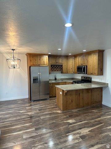 387 E VILLA CT, Midvale, UT 84047