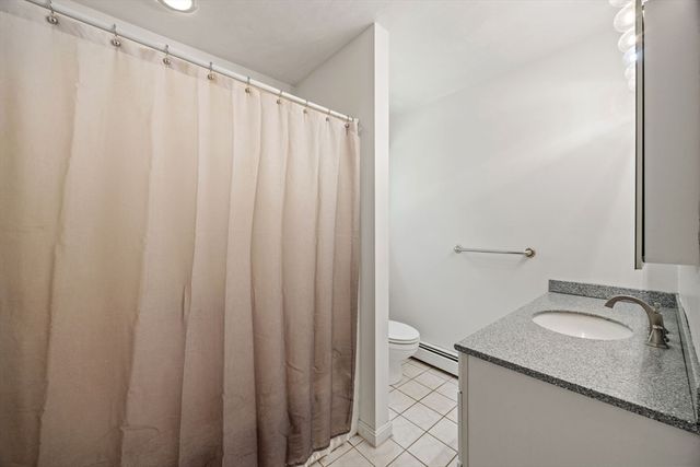 8 Johnson Dr, Lakeville, MA 02347