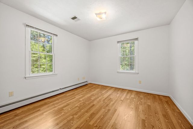 8 Johnson Dr, Lakeville, MA 02347