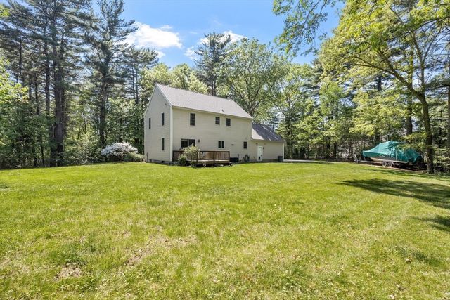 8 Johnson Dr, Lakeville, MA 02347