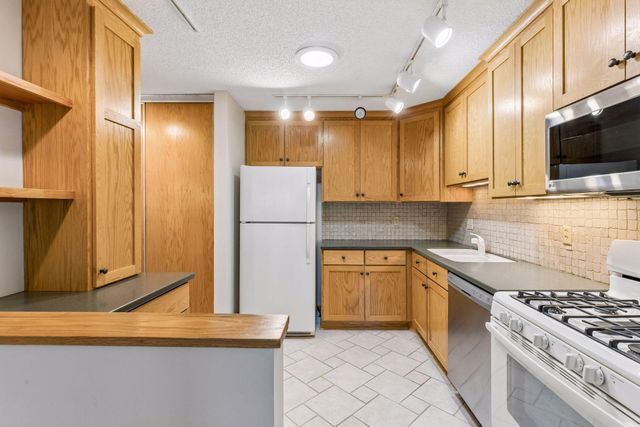 4515 Redwood Circle, Minnetonka, MN 55345