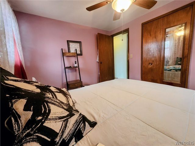 69 Azalea Drive, West Seneca, NY 14224